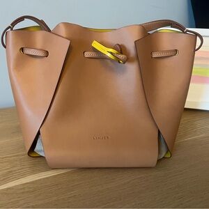 Linjer Tan Leather Tulip Shoulder Bag